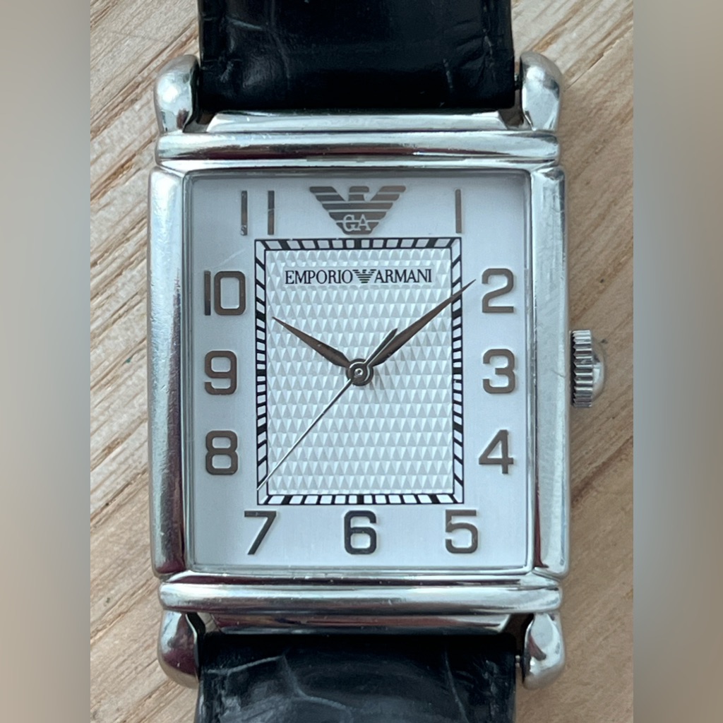 Emporio Armani Vintage Watch Original Box Stainless Case Leather Strap Whitedial